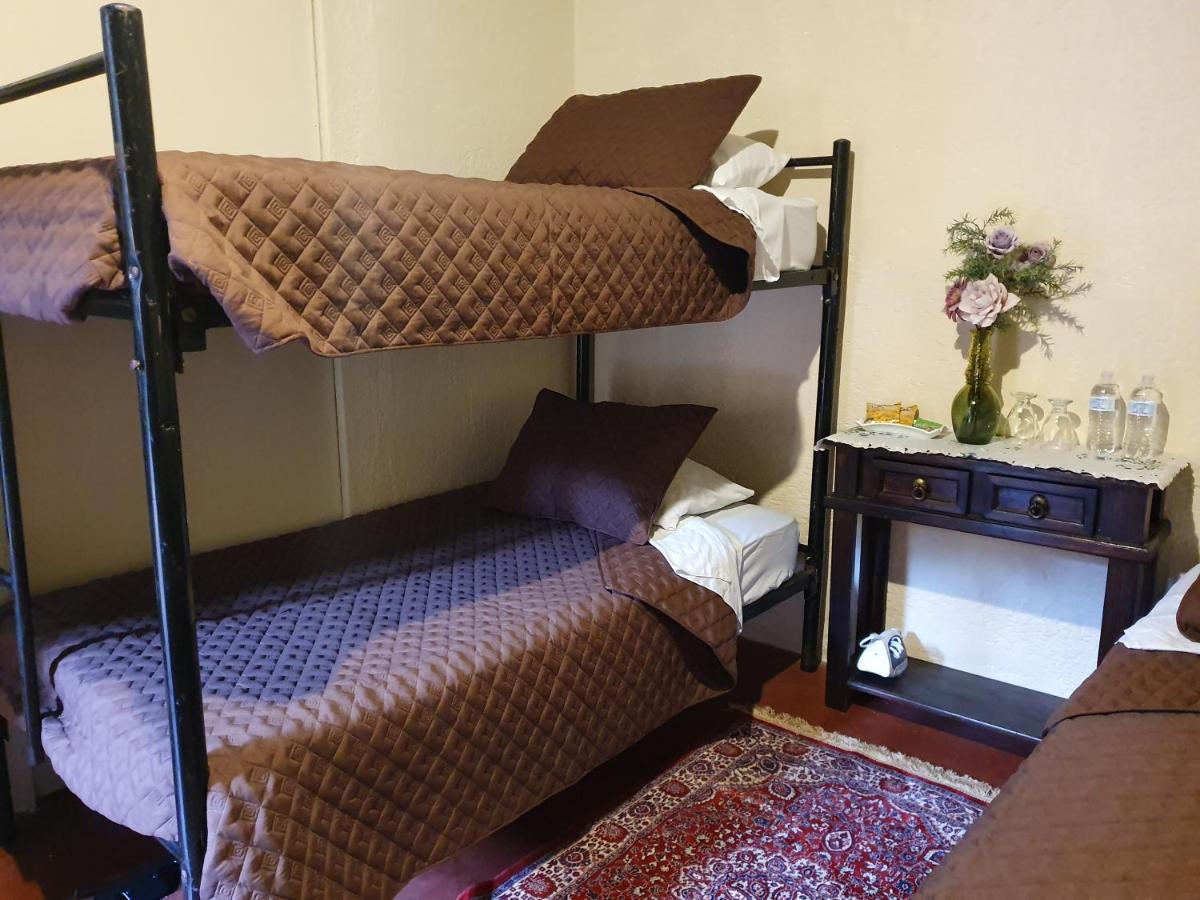 Bed and Breakfast Parrot House Антигуа-Гватемала Экстерьер фото