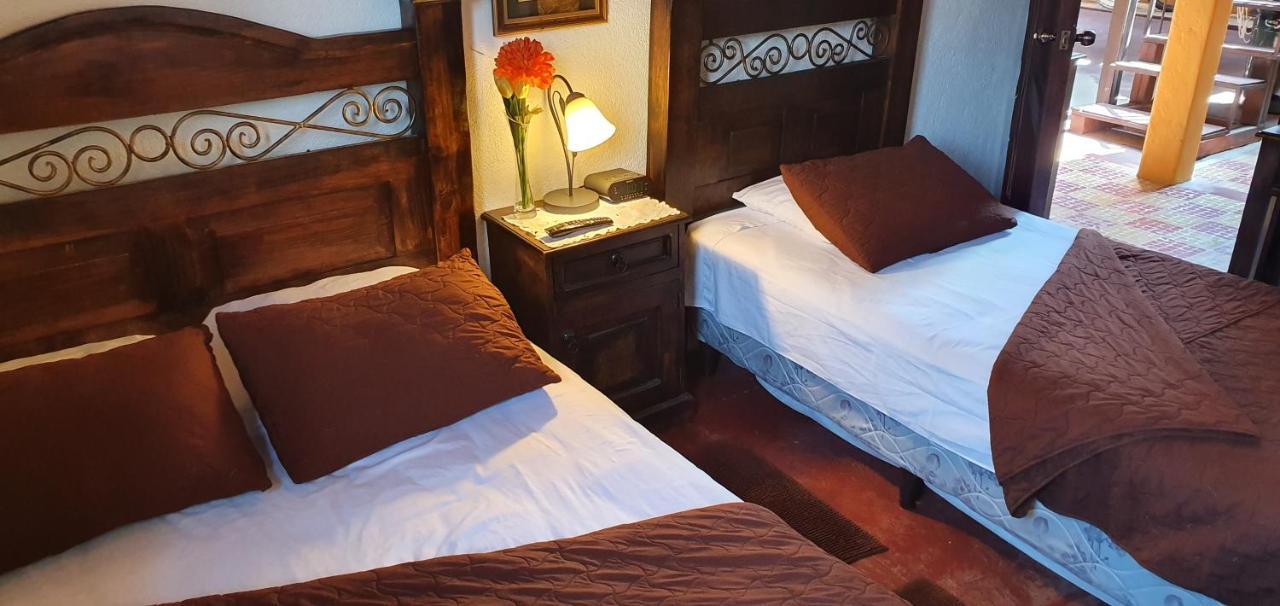 Bed and Breakfast Parrot House Антигуа-Гватемала Экстерьер фото